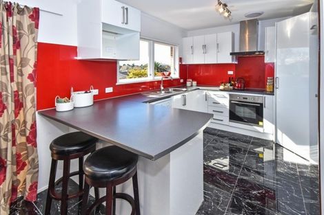 Photo of property in 78 Ray Small Drive, Pahurehure, Papakura, 2113