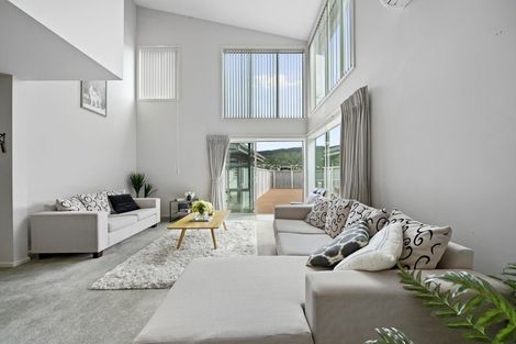 Photo of property in 9 Duncan Street, Tawa, Wellington, 5028