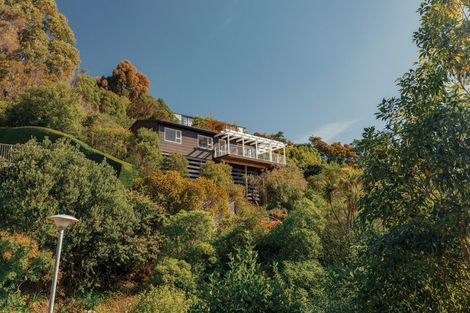 Photo of property in 16 Osmond Lane, Mount Pleasant, Christchurch, 8081