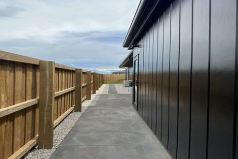 Photo of property in 3 Higgins Street, Woodend, 7610