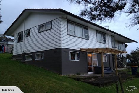 Photo of property in 32 Roick Parade, Glen Eden, Auckland, 0602