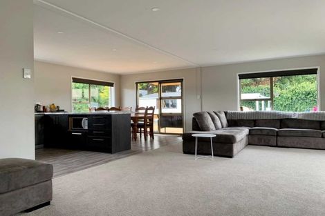 Photo of property in 317 Shakespeare Street, Leamington, Cambridge, 3432