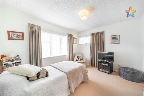 Photo of property in 74 Hine Road, Wainuiomata, Lower Hutt, 5014