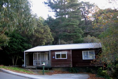 Photo of property in 568 Stokes Valley Road, Stokes Valley, Lower Hutt, 5019