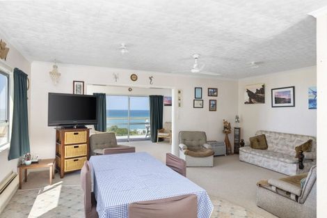 Photo of property in 9 Mangatoetoe Grove, Cape Palliser, Pirinoa, 5772