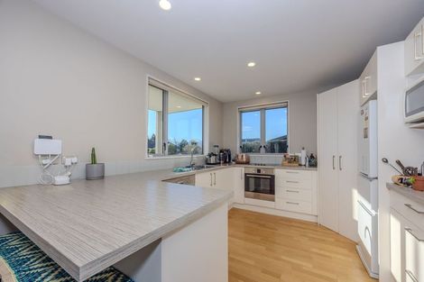 Photo of property in 12a Alpha Close, Wanaka, 9305