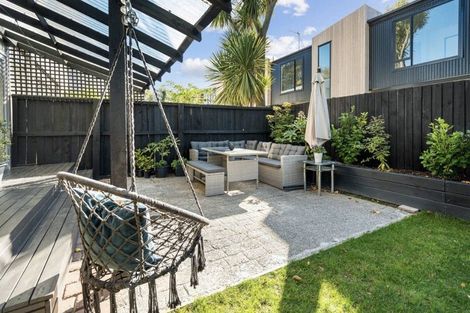 Photo of property in 1/53 Mathesons Road, Phillipstown, Christchurch, 8011