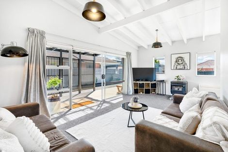 Photo of property in 47 Mcdonald Street, Mosgiel, 9024