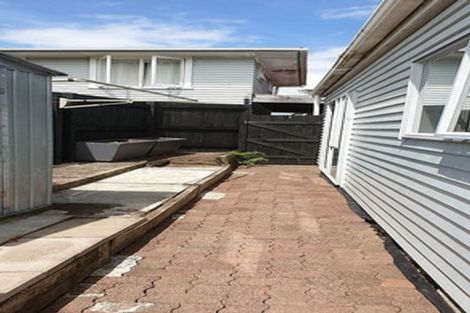 Photo of property in 47 Cardiff Road, Pakuranga, Auckland, 2010