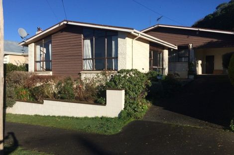 Photo of property in 3 Moana Crescent, Musselburgh, Dunedin, 9013