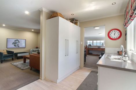 Photo of property in 75a Torkar Road, Clarks Beach, 2122