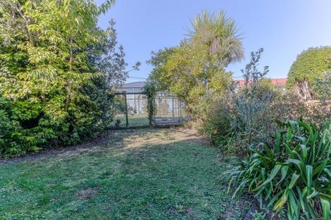 Photo of property in 5 Ngahina Street, Marton, 4710