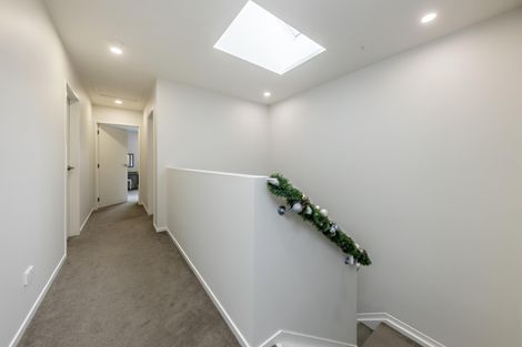 Photo of property in 9 Riroriro Close, Papakura, 2110