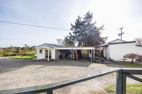 Photo of property in 185 Albert Road, Tokomaru, Palmerston North, 4474