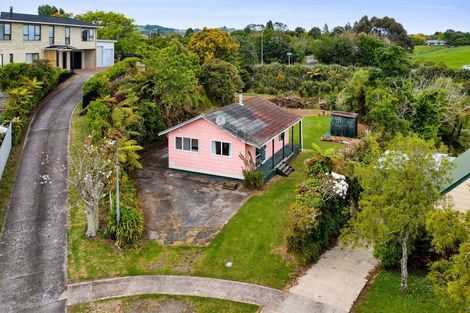 Photo of property in 11 Te Rangi Hiroa Place, Urenui, 4375