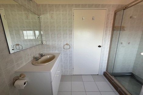 Photo of property in 53 Granger Road, Cockle Bay, Auckland, 2014