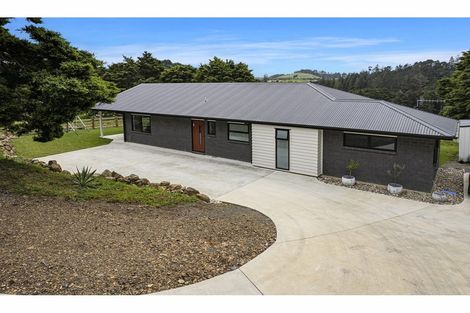Photo of property in 4 Watercourse Way, Tikipunga, Whangarei, 0112