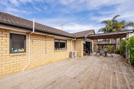 Photo of property in 9 Wairua Place, Pukekohe, 2120