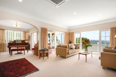 Photo of property in 5a Kahu Road, Paremata, Porirua, 5024