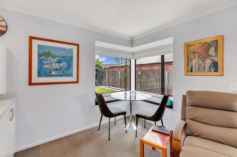 Photo of property in 12a Sussex Street, Levin, 5510