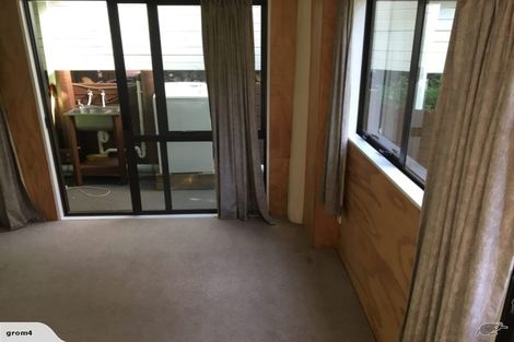 Photo of property in 89 Glenesk Road, Piha, New Lynn, 0772