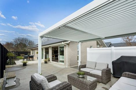 Photo of property in 19 Lewis Close, Rangiora, 7400