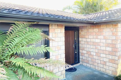 Photo of property in 10a Phoenicia Court, The Gardens, Auckland, 2105