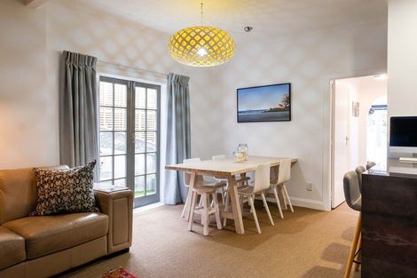 Photo of property in 22 Enfield Road, Hospital Hill, Napier, 4110