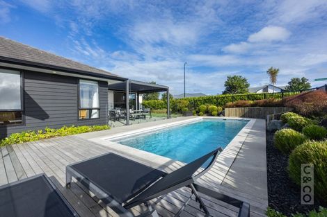 Photo of property in 19 Pohutukawa Parade, Riverhead, 0820