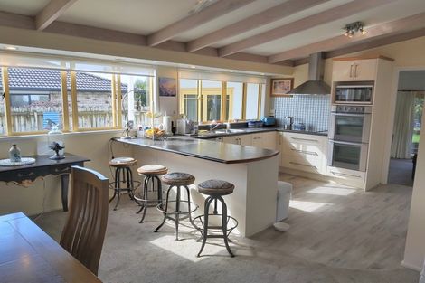 Photo of property in 6 Bootmaker Avenue, Waipu, 0510