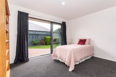 Photo of property in 28 Bradwell Crescent, Halswell, Christchurch, 8025