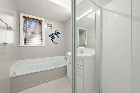 Photo of property in 6 Cecil Street, Clouston Park, Upper Hutt, 5018