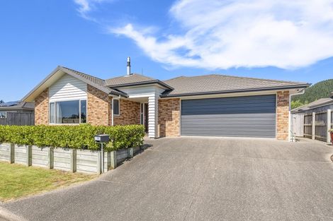 Photo of property in 19 Jade Lane, Paraparaumu, 5032