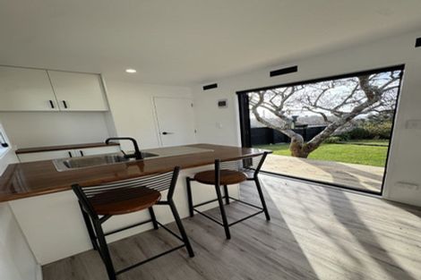 Photo of property in 195 Ngamotu Road, Spotswood, New Plymouth, 4310