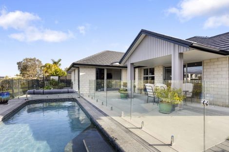 Photo of property in 48 Cassinia Close, Papamoa Beach, Papamoa, 3118