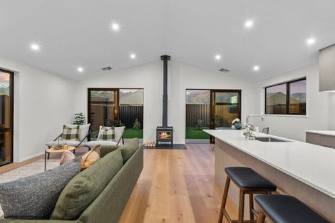 Photo of property in 51 Gillespie Street, Lake Hawea, 9382