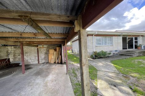 Photo of property in 2/30 Mcleod Road, Henderson, Auckland, 0612