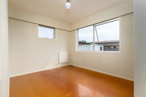 Photo of property in 293 Shakespeare Street, Leamington, Cambridge, 3432