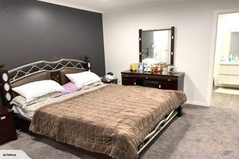 Photo of property in 82 Puhirake Crescent, Pyes Pa, Tauranga, 3112