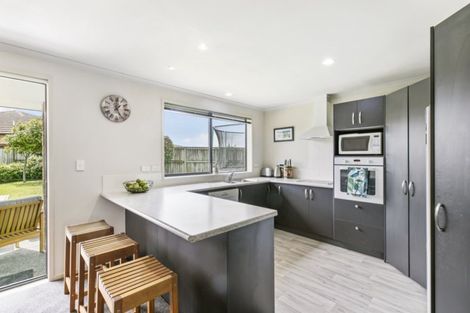 Photo of property in 57 Gibson Place, Papamoa Beach, Papamoa, 3118