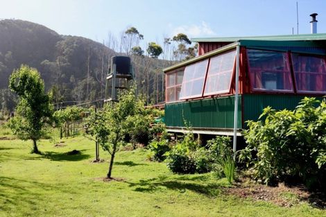 Photo of property in 4386 Karamea Highway, Karamea, 7893