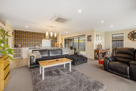 Photo of property in 32 Parklea Avenue, Halswell, Christchurch, 8025