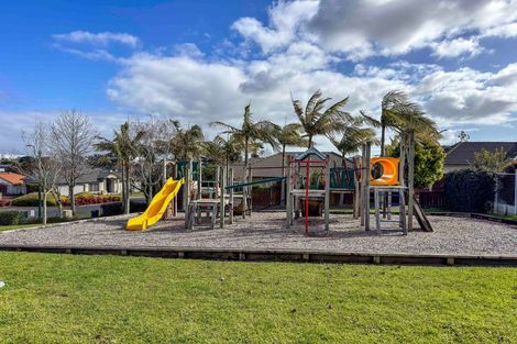 Photo of property in 24a Bluefin Way, West Harbour, Auckland, 0618