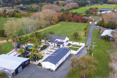 Photo of property in 726 State Highway 16, Kumeu, Waimauku, 0883