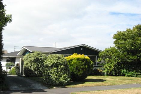 Photo of property in 24 Kent Lodge Avenue, Avonhead, Christchurch, 8042
