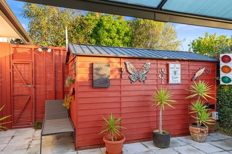 Photo of property in 2 Thornlea Drive, Welcome Bay, Tauranga, 3112
