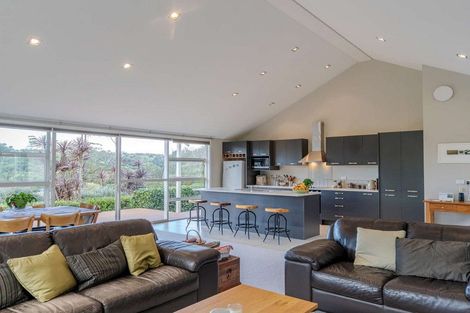 Photo of property in 17 Alderton Drive, Kerikeri, 0230