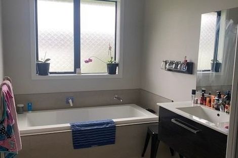 Photo of property in 123 Saint Kilda Road, Cambridge, 3434