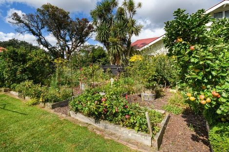 Photo of property in 38 Langston Avenue, Palmerston North, 4414