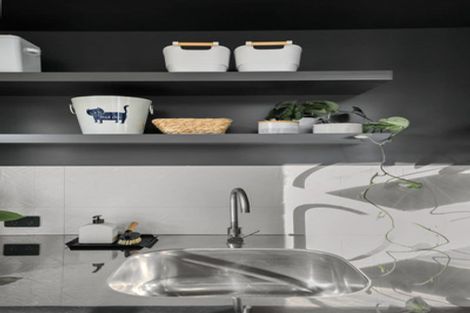 Photo of property in 77 Te Aroha Street, Hamilton East, Hamilton, 3216